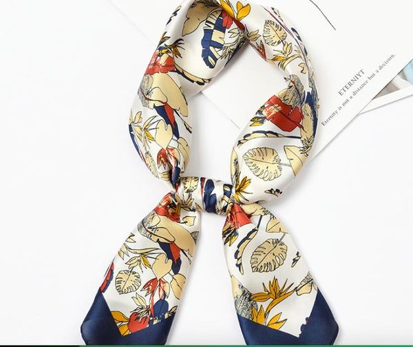 silk scarf spring and autumn versatile new small square scarf female korean versatile art decorative small, Blue;gray
silk scarf spring and autumn versatile new small square scarf female korean versatile art decorative small, Blue;gray