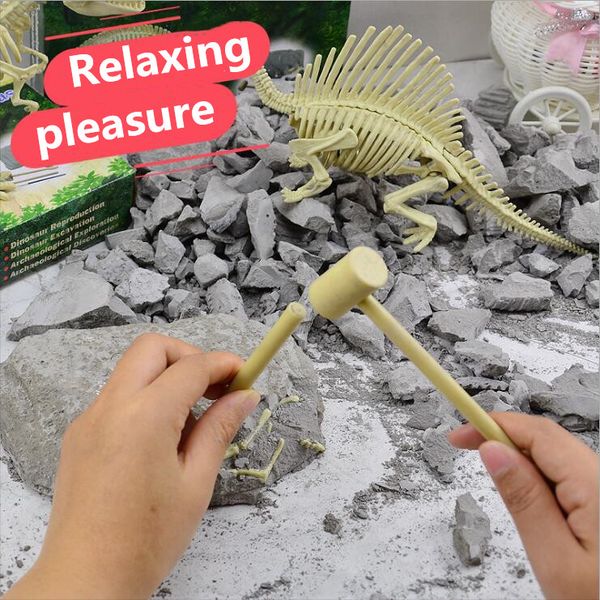 

Children DIY Model dinosaur digging toys Jurassic animals Dinosaur skeleton fossil archeology Digging assembly kids Blind Box toys
