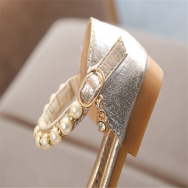 for sandals girls children dress princess flowers leather fashion white wedding kids school flat shoes, Black;red
for sandals girls children dress princess flowers leather fashion white wedding kids school flat shoes, Black;red