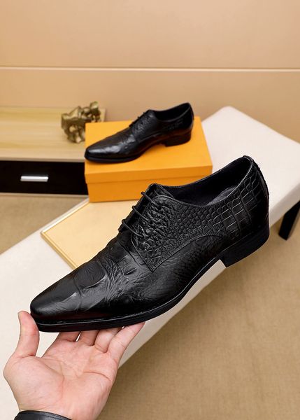 new 2021 men's fashion formal buckle oxfords party wedding brand dress shoes casual genuine leather brogue flats shoes size 38-44, Black
new 2021 men's fashion formal buckle oxfords party wedding brand dress shoes casual genuine leather brogue flats shoes size 38-44, Black