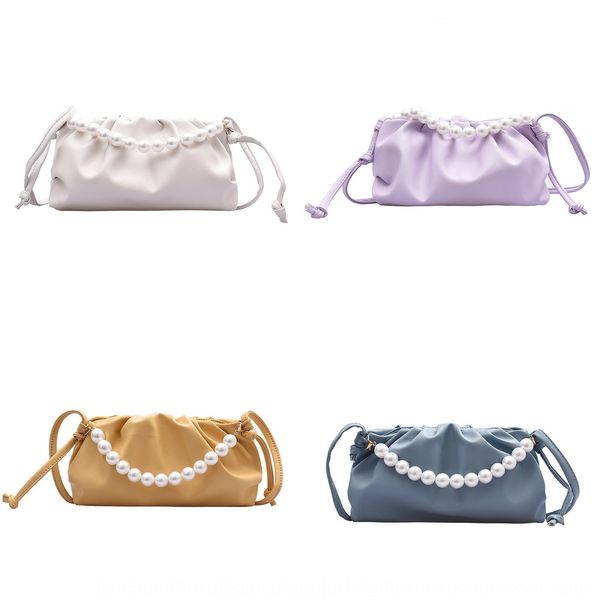 cloud hand pearl messenger chain pearl hand 2020 new girl bag single shoulder korean fairy bag f761a
cloud hand pearl messenger chain pearl hand 2020 new girl bag single shoulder korean fairy bag f761a