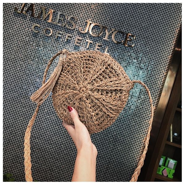 круглых соломы handwoven ротанг сумка вязаного tote бич горячие кошелек сумка crossbody сумка для женщин
круглых соломы handwoven ротанг сумка вязаного tote бич горячие кошелек сумка crossbody сумка для женщин