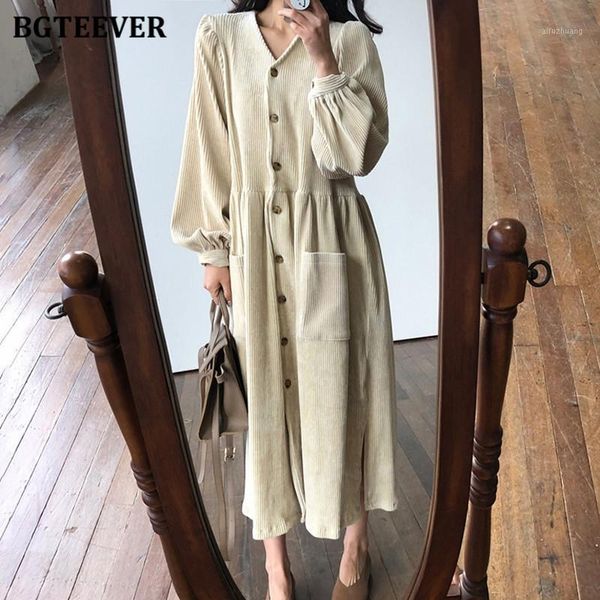 bgteever casual v-neck women corduroy dress 2020 vintage single-breasted pockets autumn winter thick oversized vestidos female1, Black;gray
bgteever casual v-neck women corduroy dress 2020 vintage single-breasted pockets autumn winter thick oversized vestidos female1, Black;gray