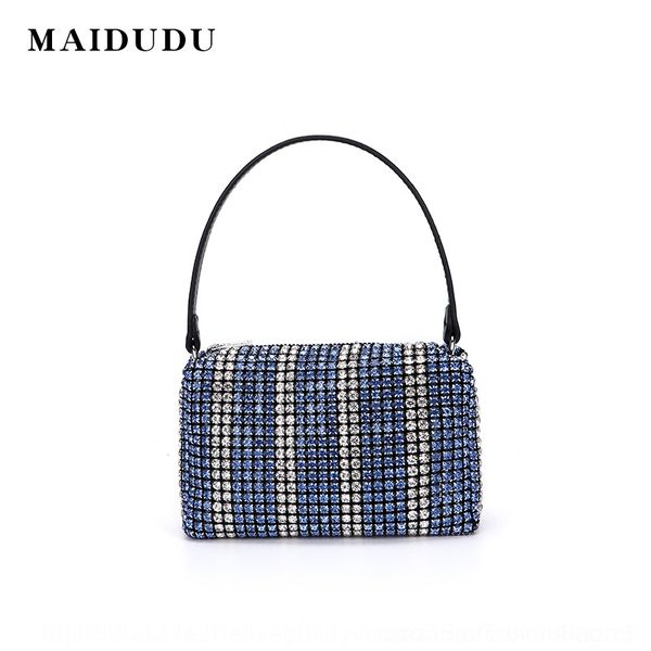 4n9c new scrub leather small shoulder for mini lock women 2020 chain rivet messenger crossbody bag female travel bags bags
4n9c new scrub leather small shoulder for mini lock women 2020 chain rivet messenger crossbody bag female travel bags bags