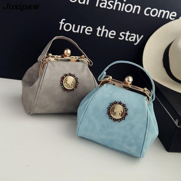 2020 fashion new handbags pu leather women bag korea retro metal clip shoulder bag beauty head badge female
2020 fashion new handbags pu leather women bag korea retro metal clip shoulder bag beauty head badge female