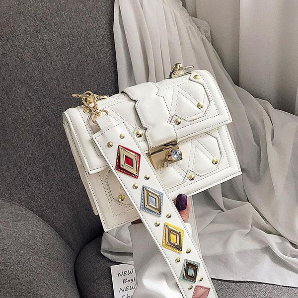 women's shoulder bag 2020 new stitching contrast color broadband shoulder bag wild messenger rivet square diamond
women's shoulder bag 2020 new stitching contrast color broadband shoulder bag wild messenger rivet square diamond