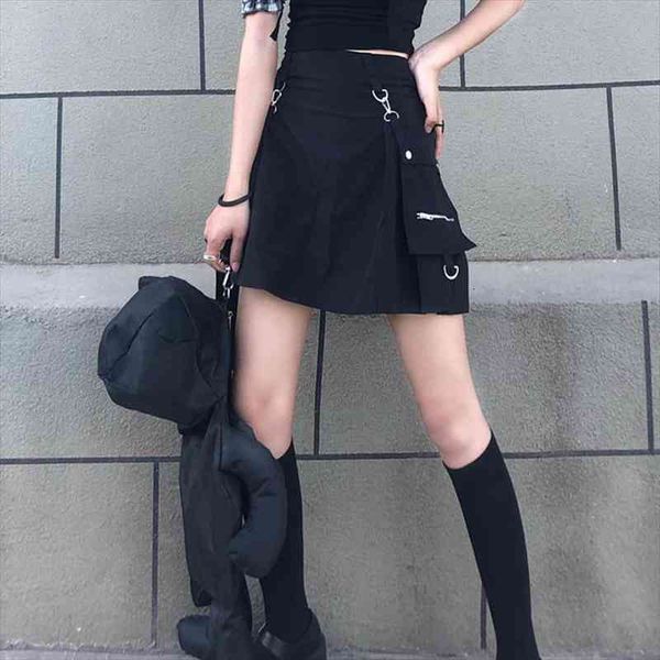 all-match women short skirt tooling patchwork black polyester korean street wea rpocket bag chain gothic black skirts
all-match women short skirt tooling patchwork black polyester korean street wea rpocket bag chain gothic black skirts