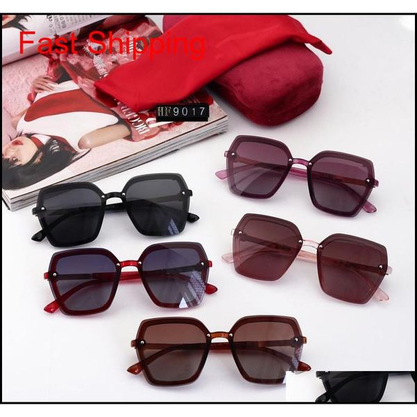 2020 fashion sunglasses wholesale uv400 lens mens sunglasses womens sunglasses with box lightweight frame cacpk, Black
2020 fashion sunglasses wholesale uv400 lens mens sunglasses womens sunglasses with box lightweight frame cacpk, Black