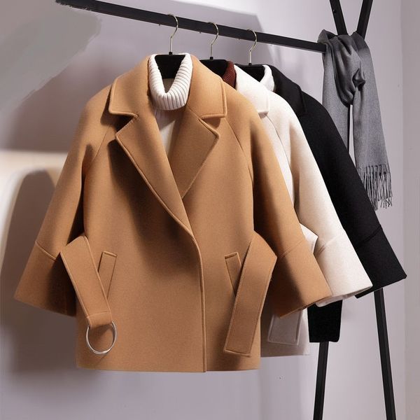 2021 new autumn wool fashion belt turn down collar short female jacket solid blends eayc, Black
2021 new autumn wool fashion belt turn down collar short female jacket solid blends eayc, Black