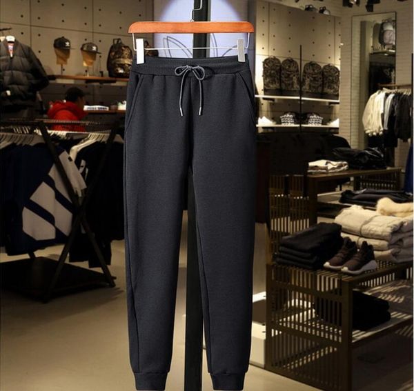2021 new spring joggers mens fleece sportswear winter warm streetwear trousers jogger men pants 80g0, Black
2021 new spring joggers mens fleece sportswear winter warm streetwear trousers jogger men pants 80g0, Black