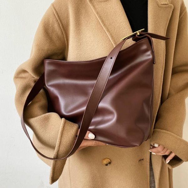 vintage square crossbody bag 2021 new pu leather women's designer handbag high capacity shoulder messenger bag
vintage square crossbody bag 2021 new pu leather women's designer handbag high capacity shoulder messenger bag