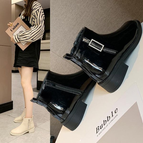 nice new fashion ankle rain boots women autumn elegange shining crystal shoes woman high heels female pu leather zipper boot, Black
nice new fashion ankle rain boots women autumn elegange shining crystal shoes woman high heels female pu leather zipper boot, Black