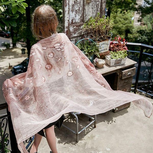 scarves silk embroidered ladies scarf shawl of fund 2021 autumn winters is 1811, Blue;gray
scarves silk embroidered ladies scarf shawl of fund 2021 autumn winters is 1811, Blue;gray