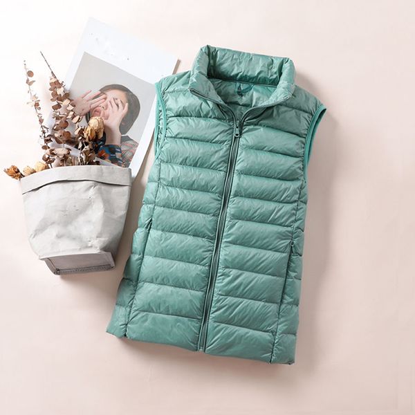 2021 new new woman 90% white female vest ultra light down autumn high collar without sleeves jacket kce3, Black
2021 new new woman 90% white female vest ultra light down autumn high collar without sleeves jacket kce3, Black