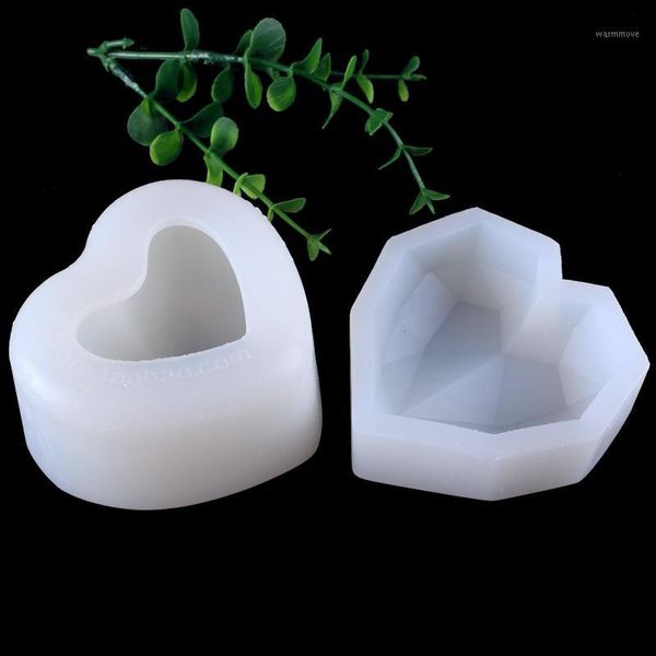 two love shape crystal love plaster resin molds cake decoration hand craft resin molds for jewelry1
two love shape crystal love plaster resin molds cake decoration hand craft resin molds for jewelry1