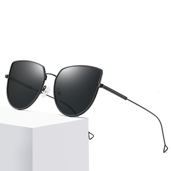vintage round sunglasses women men retro metal frame sun glasses for outdoor summer oculos gafas 201963wd, White;black
vintage round sunglasses women men retro metal frame sun glasses for outdoor summer oculos gafas 201963wd, White;black