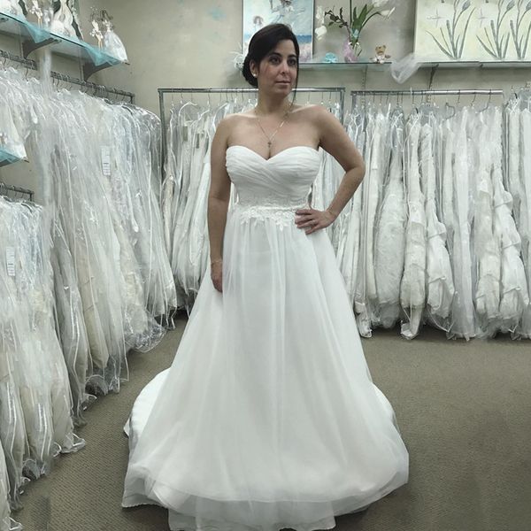 strapless plus size wedding dresses with appliques sweetheart neck sweep train boho tulle bridal gowns vestidos de novia, White
strapless plus size wedding dresses with appliques sweetheart neck sweep train boho tulle bridal gowns vestidos de novia, White