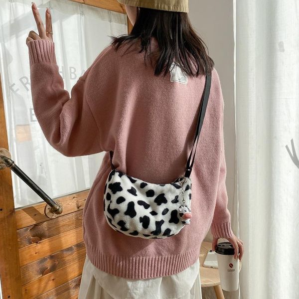 cross body fashion cute cow spot plush tote armpit bag women's 2021 winter style versatile girl student one shoulder messenger handbag
cross body fashion cute cow spot plush tote armpit bag women's 2021 winter style versatile girl student one shoulder messenger handbag