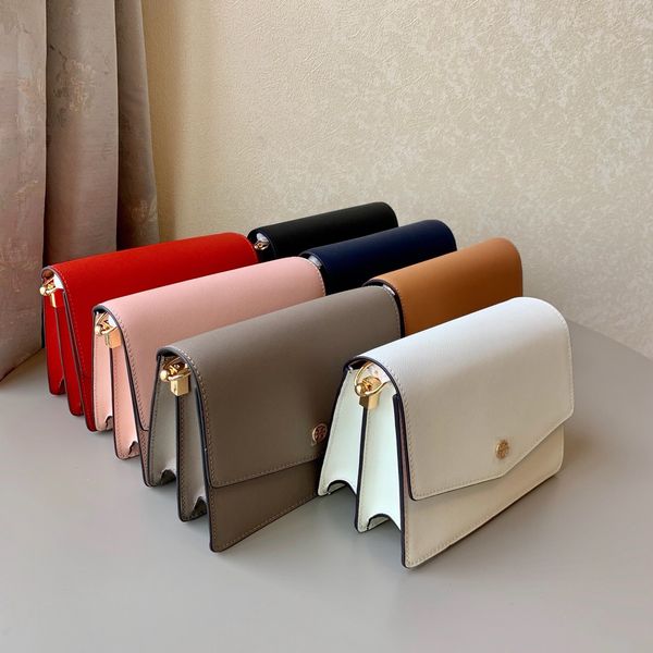 designer branded 2020tb cowhide chain single shoulder straddle fashion leisure organ bag for women
designer branded 2020tb cowhide chain single shoulder straddle fashion leisure organ bag for women