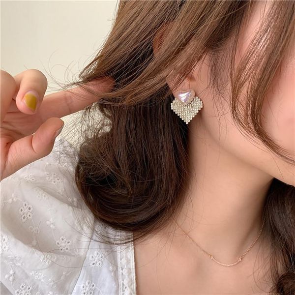 stud korean creative sweet temperament big eearrings love heart pearl earrings elegant 2021 trend exquisite fashion, Golden;silver
stud korean creative sweet temperament big eearrings love heart pearl earrings elegant 2021 trend exquisite fashion, Golden;silver