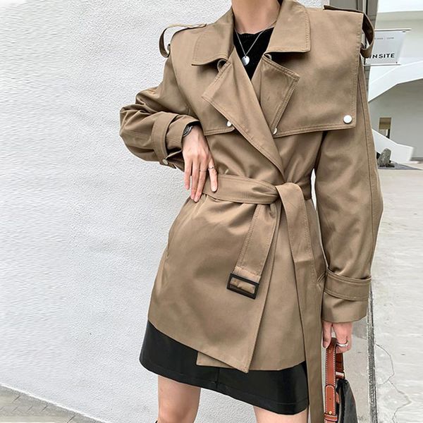 2021 spring women full sleeve loose windbreaker with belt notched trench coat office lady autumn korean style outwear c0d204t, Tan;black
2021 spring women full sleeve loose windbreaker with belt notched trench coat office lady autumn korean style outwear c0d204t, Tan;black