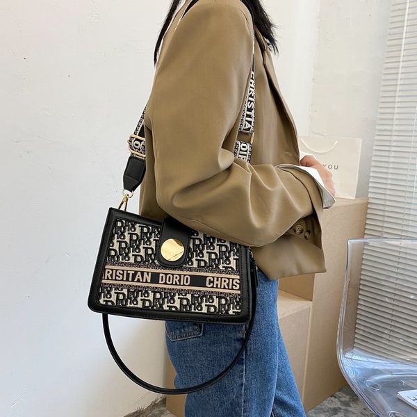 wanghong live messenger women shoulder small 2020 new fashion fashion casual small women's bag versatile shoulder bag women f2qrm
wanghong live messenger women shoulder small 2020 new fashion fashion casual small women's bag versatile shoulder bag women f2qrm