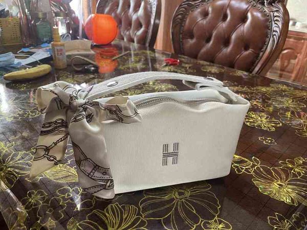 purse online canvas bag girl's make-up fairy's one shoulder with versatile inner liner outlets
purse online canvas bag girl's make-up fairy's one shoulder with versatile inner liner outlets