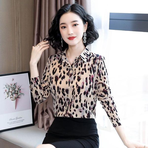 women's blouses & shirts lantern sleeve elegant shirt leopard button vintage blouse 2021 autumn turn down collar office ladies female c, White
women's blouses & shirts lantern sleeve elegant shirt leopard button vintage blouse 2021 autumn turn down collar office ladies female c, White