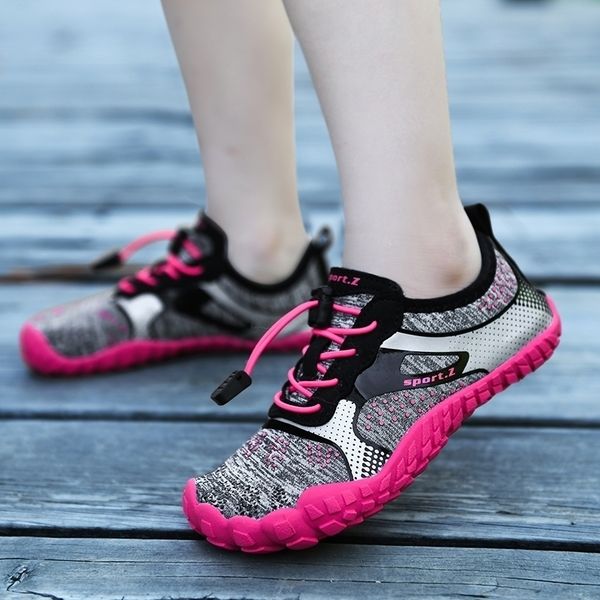 vertvie children shoes summer water shoes breathable non-slip sport mesh solid color sneaker kids boys girls beach shoes 201130, Black
vertvie children shoes summer water shoes breathable non-slip sport mesh solid color sneaker kids boys girls beach shoes 201130, Black