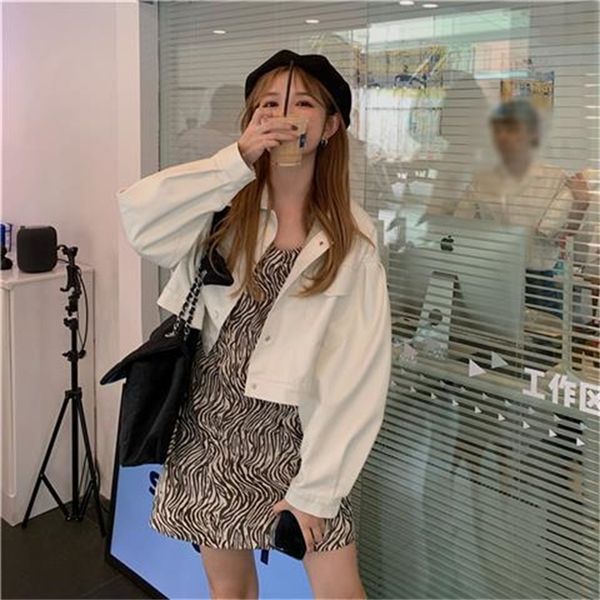 2021 new korean short outerwear leather women winter streetwear female pu biker jacket and coat spring harajuku lady new n658, Black
2021 new korean short outerwear leather women winter streetwear female pu biker jacket and coat spring harajuku lady new n658, Black