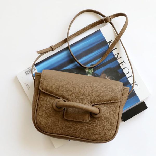 cross body 2021 niche commuter lychee pattern shoulder messenger bag envelope simple cow nose first layer cowhide handbag
cross body 2021 niche commuter lychee pattern shoulder messenger bag envelope simple cow nose first layer cowhide handbag