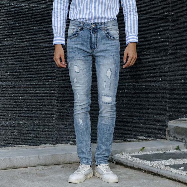 2021 new newly fashion vintage light blue slim fit ripped men patchwork elastic pencil pants streetwear designer jeans 4afv
2021 new newly fashion vintage light blue slim fit ripped men patchwork elastic pencil pants streetwear designer jeans 4afv