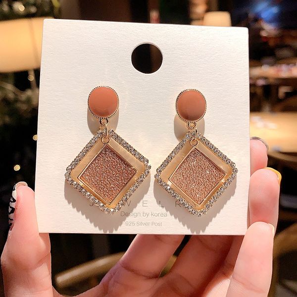 new 2020s face slimming cold wind sense of quality online influencer earrings 925 silver needle geometric diamond square earrings, Golden
new 2020s face slimming cold wind sense of quality online influencer earrings 925 silver needle geometric diamond square earrings, Golden