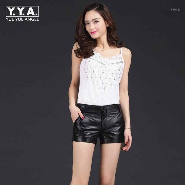 2020 new fashion women package hip genuine leather shorts brand shorts slim female lady three button plus size m-3xl1, White;black
2020 new fashion women package hip genuine leather shorts brand shorts slim female lady three button plus size m-3xl1, White;black