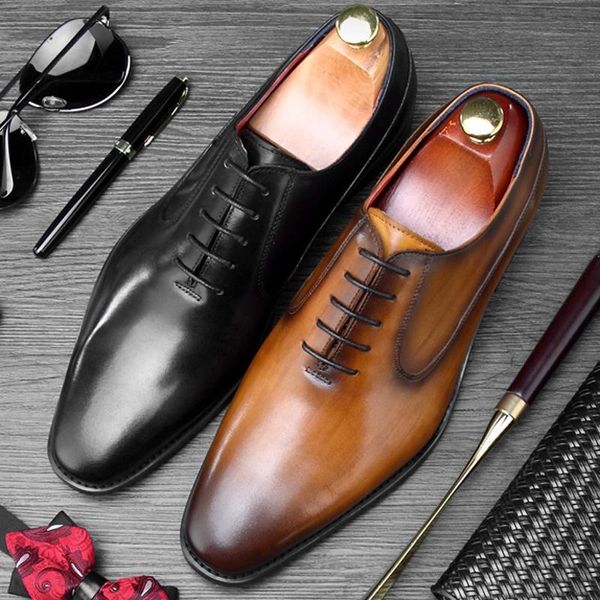 luxury hand-made genuine leather men's carved modern oxfords vintage round toe man formal dress banquet shoes in flats bql73, Black
luxury hand-made genuine leather men's carved modern oxfords vintage round toe man formal dress banquet shoes in flats bql73, Black