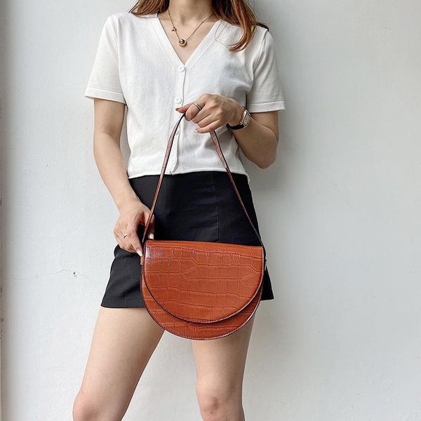 shoulder bags crocodile pattern pu leather flap saddle for women 2021 vintage simple lady luxury bag female handbags and purses
shoulder bags crocodile pattern pu leather flap saddle for women 2021 vintage simple lady luxury bag female handbags and purses