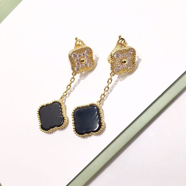 luxury stud earrings designer love earring cleef jewelry gift party clover screw wedding van couple fashion carti very good 0057, Golden;silver
luxury stud earrings designer love earring cleef jewelry gift party clover screw wedding van couple fashion carti very good 0057, Golden;silver