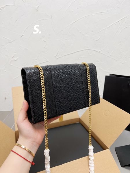 lady bag fashion handbag women totes shoulder cross body luxury genuine leather crocodile pattern classic retro purse wallets
lady bag fashion handbag women totes shoulder cross body luxury genuine leather crocodile pattern classic retro purse wallets