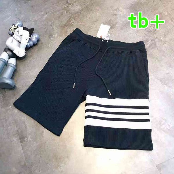 trendy tb + summer yarn dyed four bar stripe loose thin casual shorts for men and women, White;black
trendy tb + summer yarn dyed four bar stripe loose thin casual shorts for men and women, White;black
