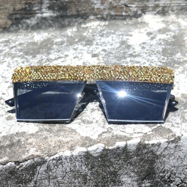 2021 women's oversized square sunglasses female fashion transparent crystal frame sun glasses fashion rhinestone sunglasses nx, White;black 
2021 women's oversized square sunglasses female fashion transparent crystal frame sun glasses fashion rhinestone sunglasses nx, White;black