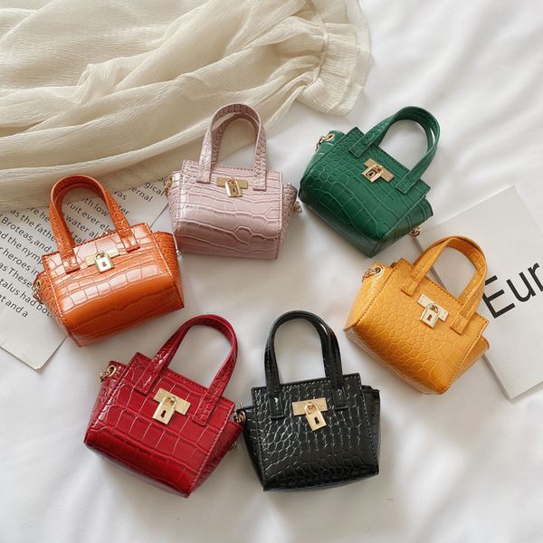children's clothing messenger bag new fashion retro stone grain handbag korean version of the wild girl baby shoulder bag, Black
children's clothing messenger bag new fashion retro stone grain handbag korean version of the wild girl baby shoulder bag, Black