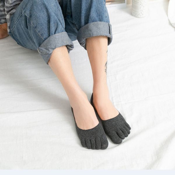 summer cotton men's five-finger invisible nonslip breathable toe short ankle solid color boat socks, Black
summer cotton men's five-finger invisible nonslip breathable toe short ankle solid color boat socks, Black