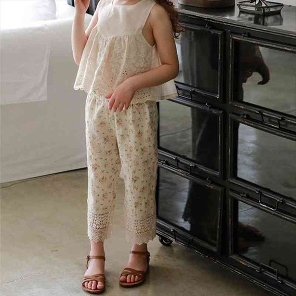summer pieces flowers 9 points pants soft cotton anti-mosquito pants girl beach childrens, Blue
summer pieces flowers 9 points pants soft cotton anti-mosquito pants girl beach childrens, Blue