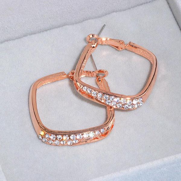 charm classic shiny big rhinestone hoop earring for women rose gold color geometric square earrings jewelry gift female wx208, Golden
charm classic shiny big rhinestone hoop earring for women rose gold color geometric square earrings jewelry gift female wx208, Golden