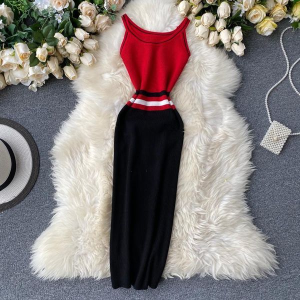 summer spaghetti strap halter women dress 2020 new hit color patchwork striped vintage dresses slim knitted club vestidos1, Black;gray
summer spaghetti strap halter women dress 2020 new hit color patchwork striped vintage dresses slim knitted club vestidos1, Black;gray