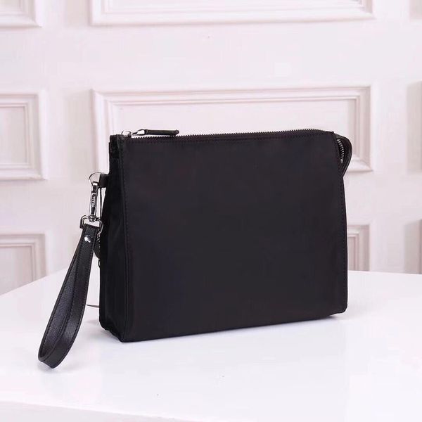 change cosmetic bag nylon bag ladies classic cosmetic fabric female travel parachute waterproof wholesale wash storage men small clutch powi, Red;black
change cosmetic bag nylon bag ladies classic cosmetic fabric female travel parachute waterproof wholesale wash storage men small clutch powi, Red;black