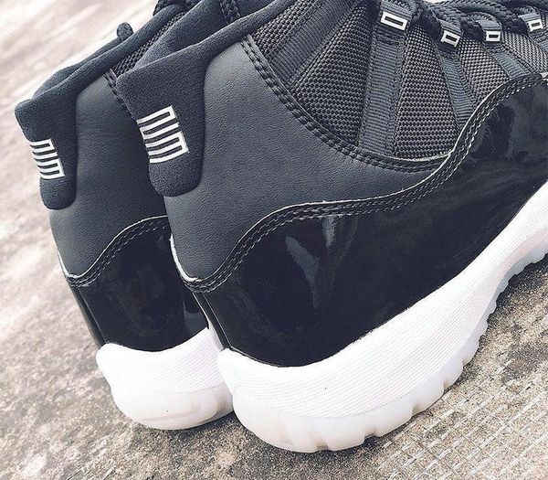 11 двадцать пятая real xi 2020 jumpman anniversary с carbon fiber 11s mens basketball обувь top black качество мульти белые спортивные трена
11 двадцать пятая real xi 2020 jumpman anniversary с carbon fiber 11s mens basketball обувь top black качество мульти белые спортивные трена