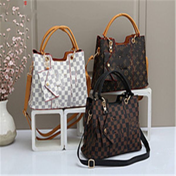 handbag women luxurys designers casual travel ribbon tote bag pu material fashion shoulder bag's wallet
handbag women luxurys designers casual travel ribbon tote bag pu material fashion shoulder bag's wallet