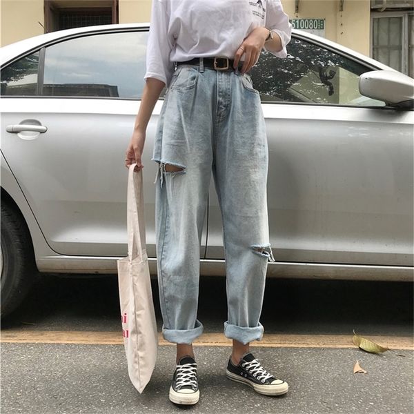 loose vintage woman jeans autumn bleached casual boyfriend hole denim wide leg pants oversize high waist woman jean 201223, Blue
loose vintage woman jeans autumn bleached casual boyfriend hole denim wide leg pants oversize high waist woman jean 201223, Blue