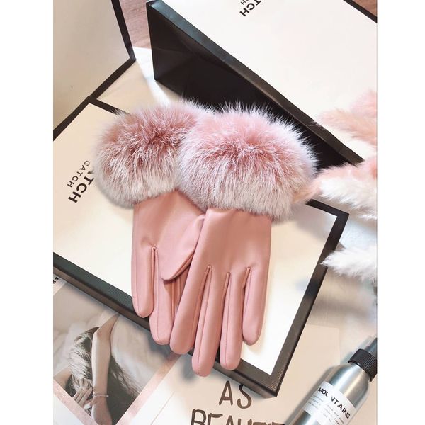 leather gloves female winter korean version cute real rabbit hair touch screen plush thickening warm and waterproof cycling students thin, Blue;gray
leather gloves female winter korean version cute real rabbit hair touch screen plush thickening warm and waterproof cycling students thin, Blue;gray